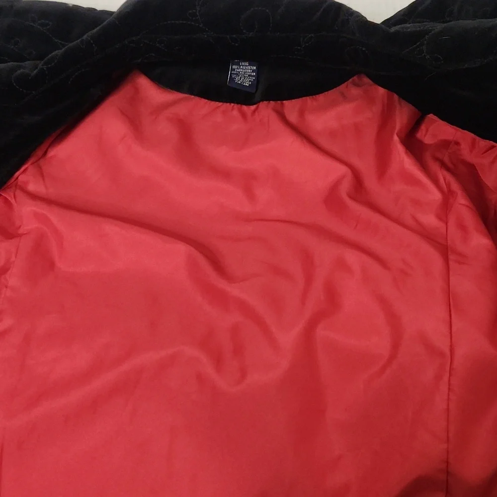 Black velvet quilted  old English Style Winter Jacket. Full Zip Down Whimsigoth - Picture 11 of 13